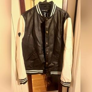 Black and white Jacket Polyurethane with polyester lining